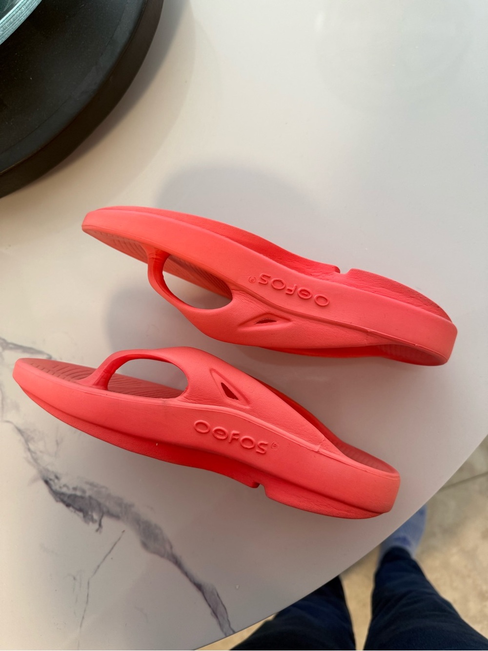 OOFOS Coral-Red Recovery Flip Flip-Flops